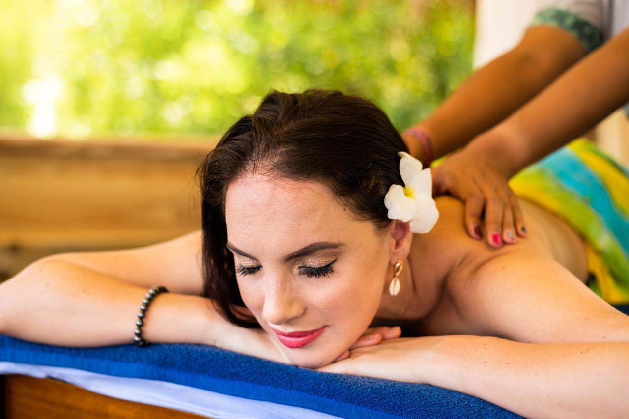 South Palm Resort Maldives With First-Ever Floating Spa Addu City Eksteriør billede