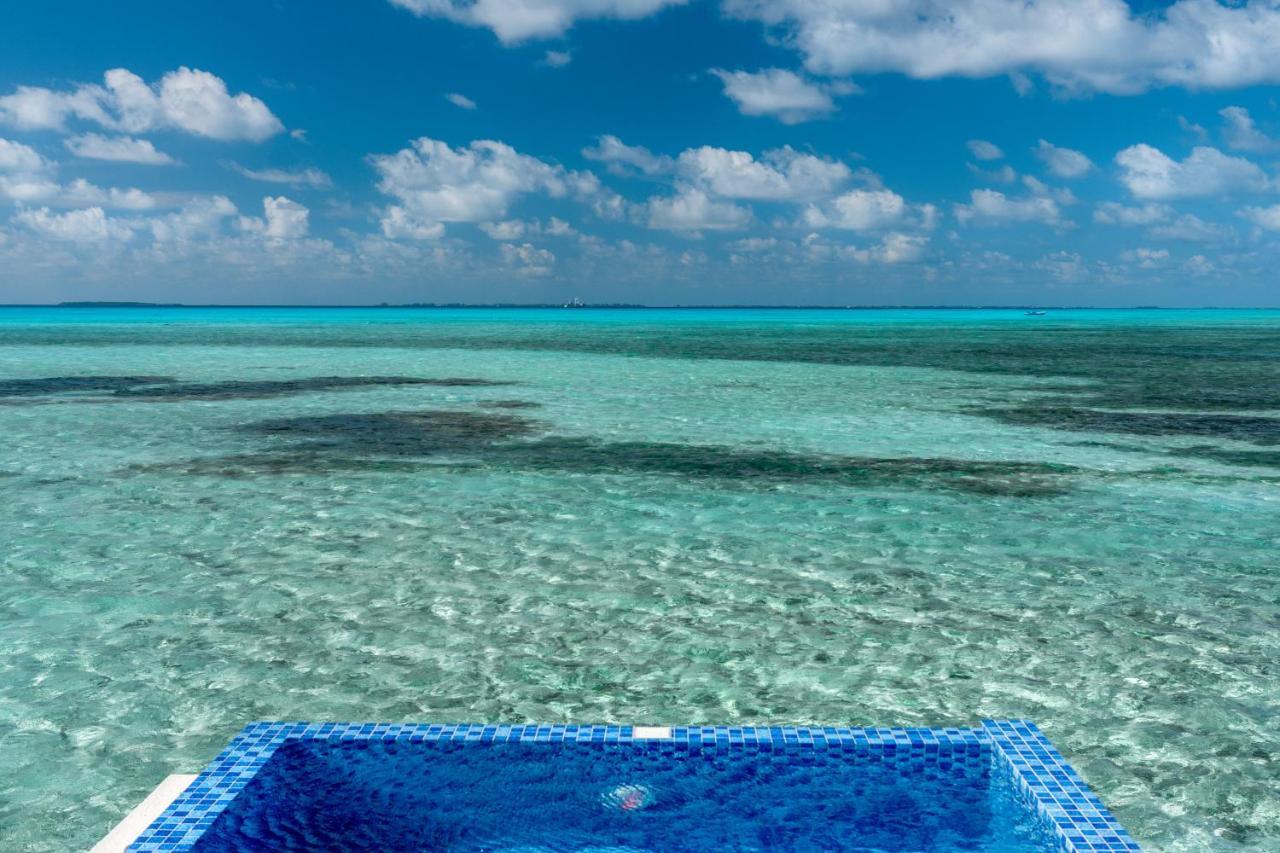 South Palm Resort Maldives With First-Ever Floating Spa Addu City Eksteriør billede