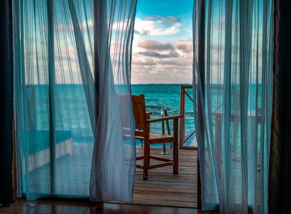 South Palm Resort Maldives With First-Ever Floating Spa Addu City Eksteriør billede